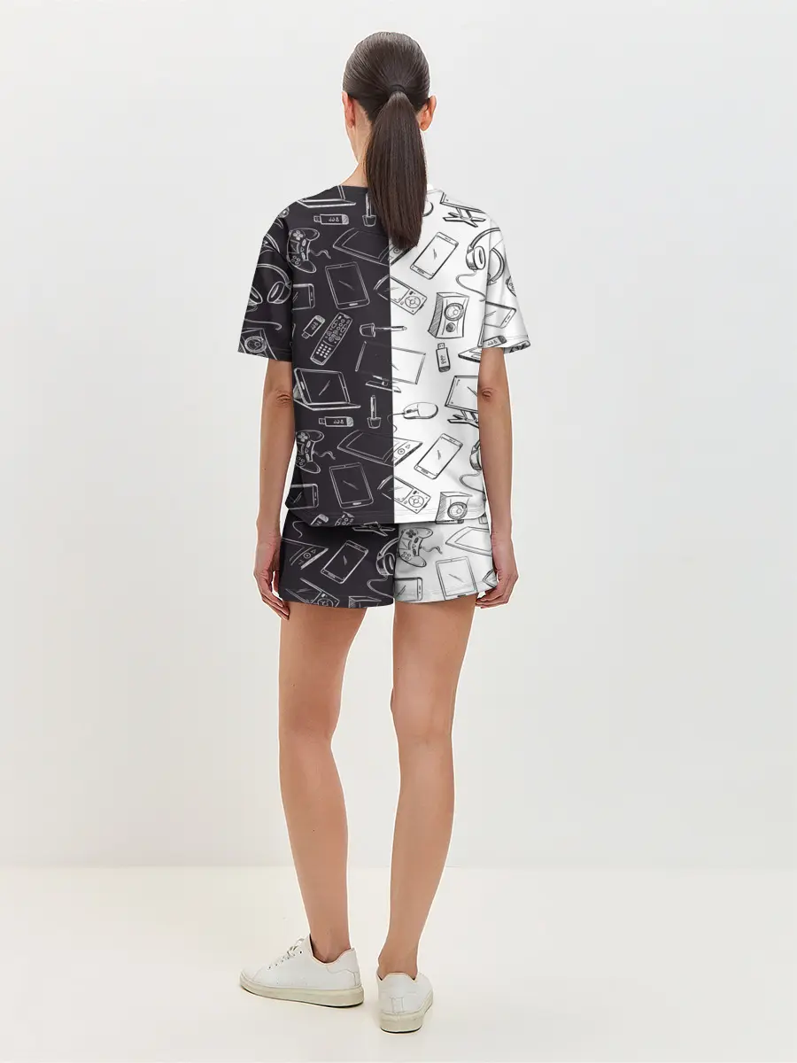 Женская пижама с шортами / Гаджеты