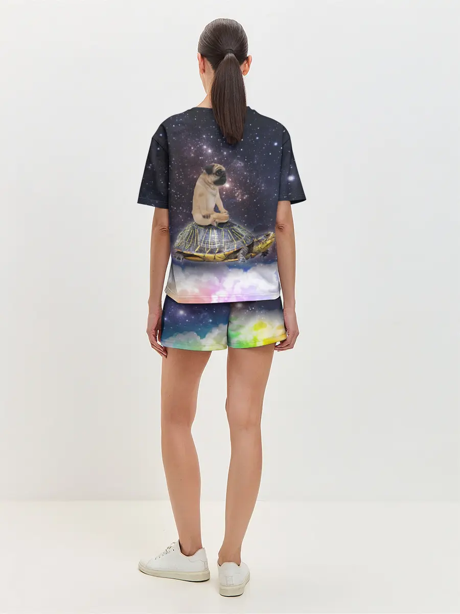 Женская пижама с шортами / Мопс на черепахе в космосе