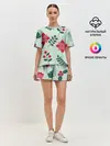 Женская пижама с шортами / цветы, ягоды, листья