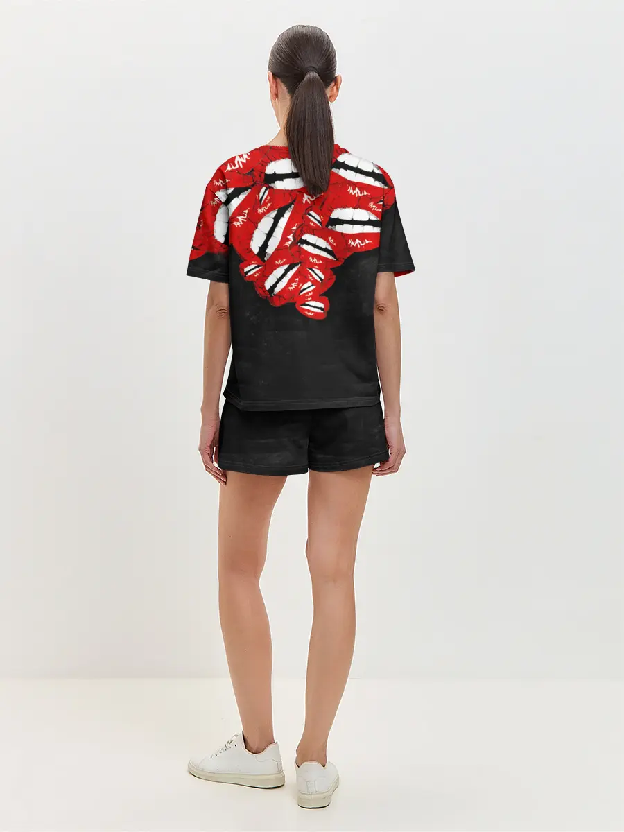 Женская пижама с шортами / Губы