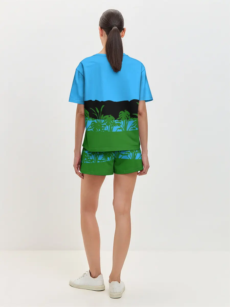 Женская пижама с шортами / Тихиро гуляет с Каонаси