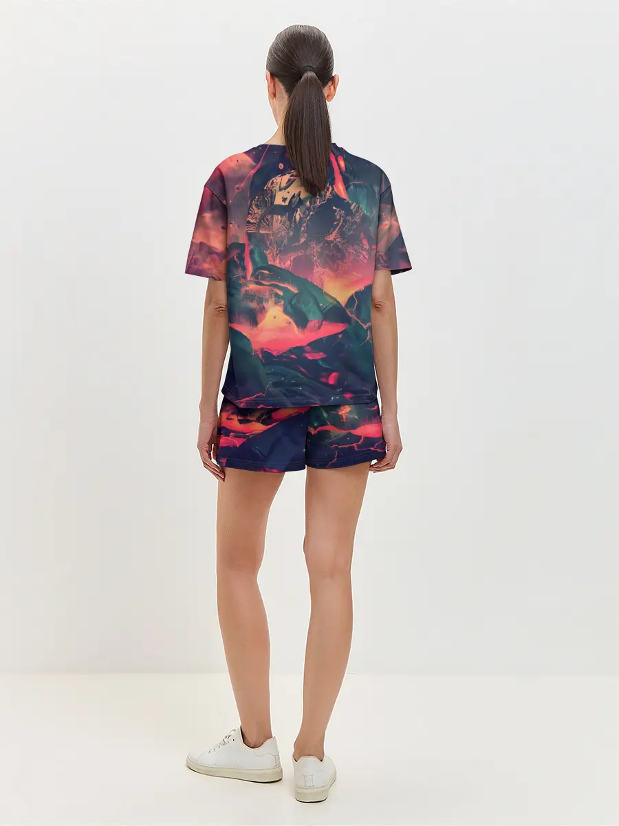 Женская пижама с шортами / Будущее