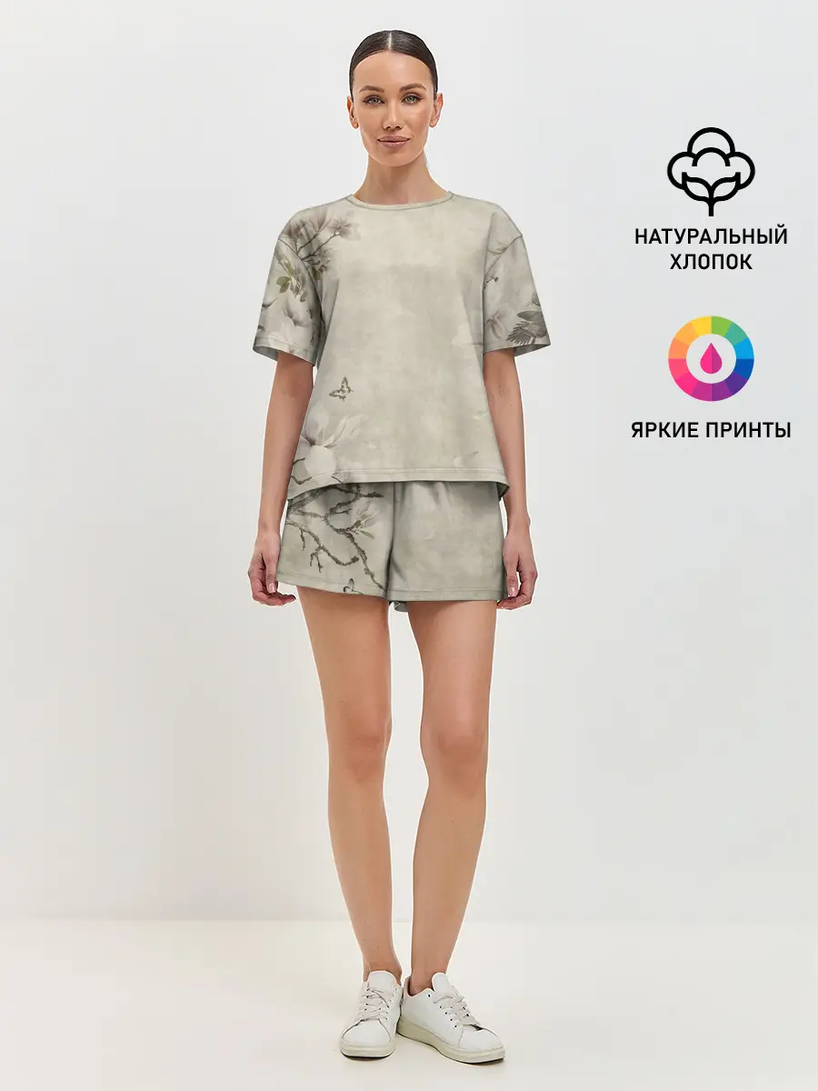 Женская пижама с шортами / Цветущая сакура.