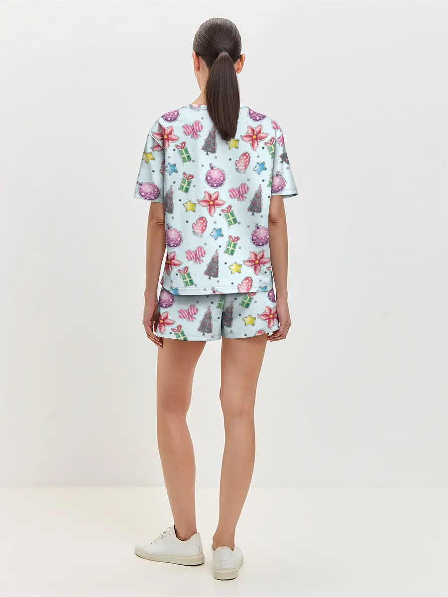 Женская пижама с шортами / новогодние игрушки