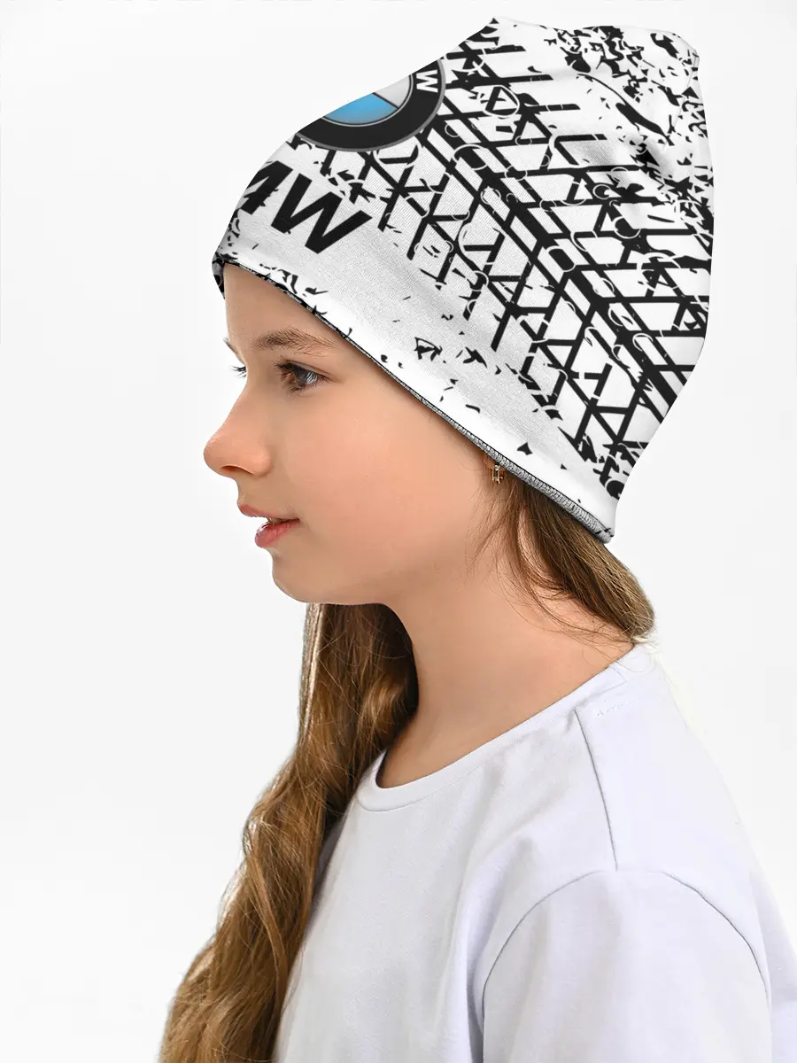 Детская шапка / BMW.