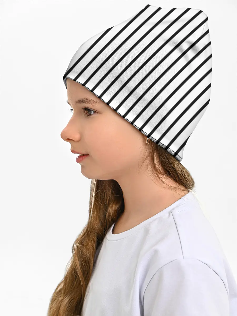Детская шапка / Чёрные и белые полосы