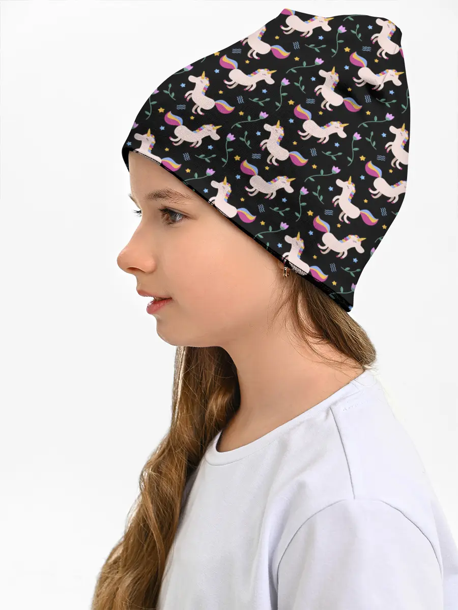 Детская шапка / Unicorns pattern
