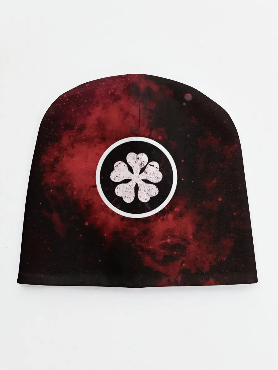 Детская шапка / Эмблема Черного клевера на космическом фоне