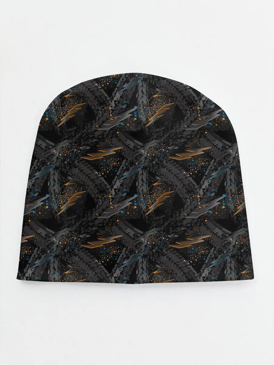 Детская шапка / Следы шин велосипеда