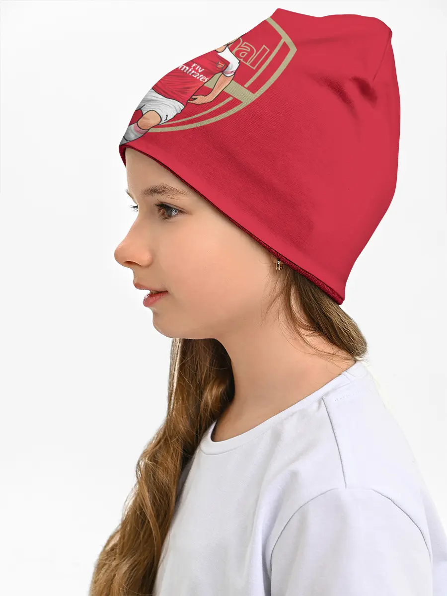 Детская шапка / Генрих Мхитарян