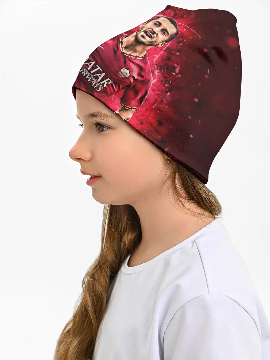 Детская шапка / Генрих Мхитарян