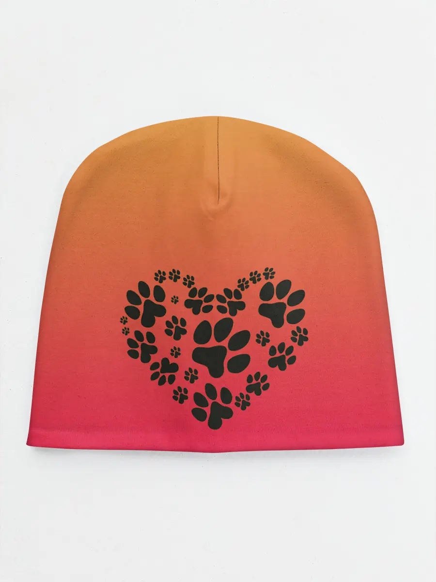 Детская шапка / сердечко из следов собаки