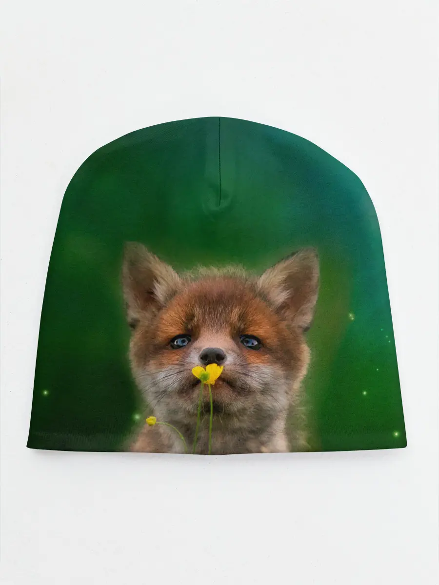 Детская шапка / Лисенок нюхает цветок