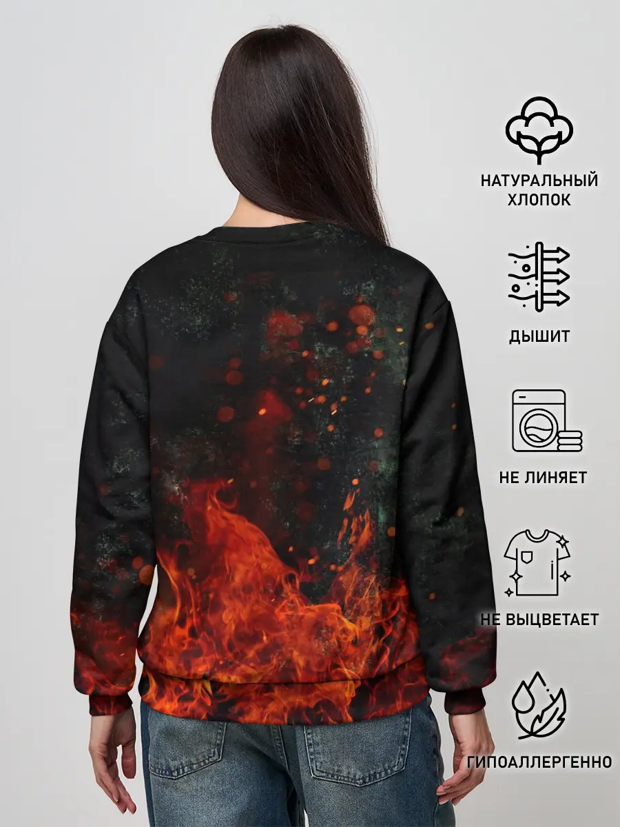 Женский свитшот / Олень в горящем лесу Сибири