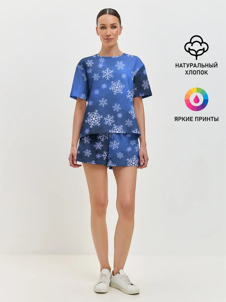 Женская пижама с шортами / Снежинки.