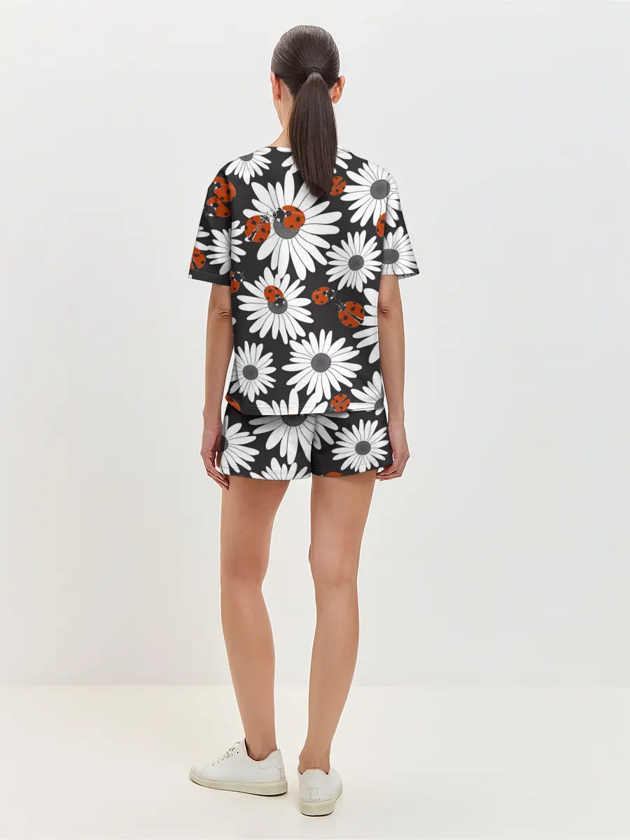 Женская пижама с шортами / Божьи коровки на ромашках