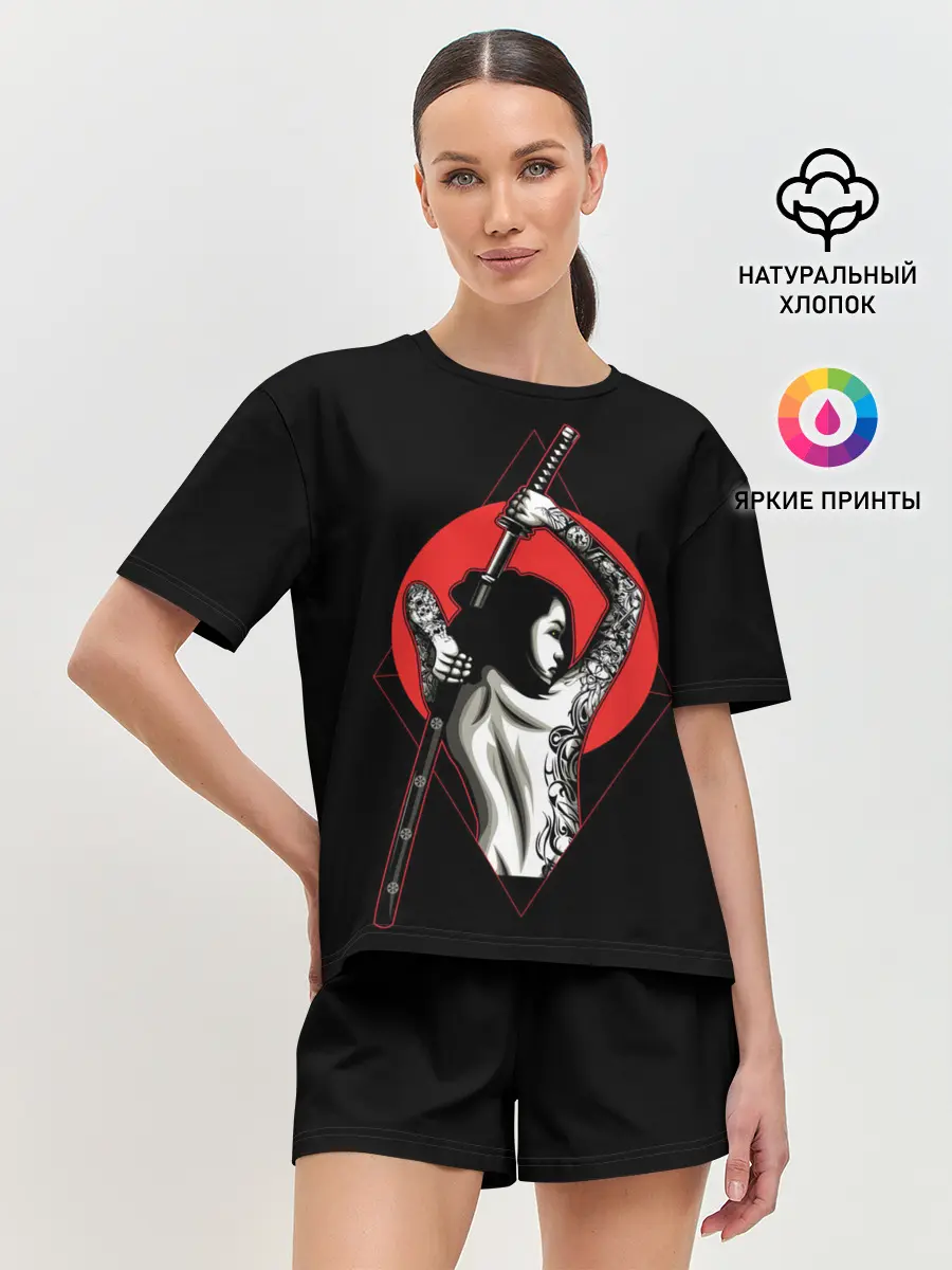 Женская пижама с шортами / Девушка с мечом