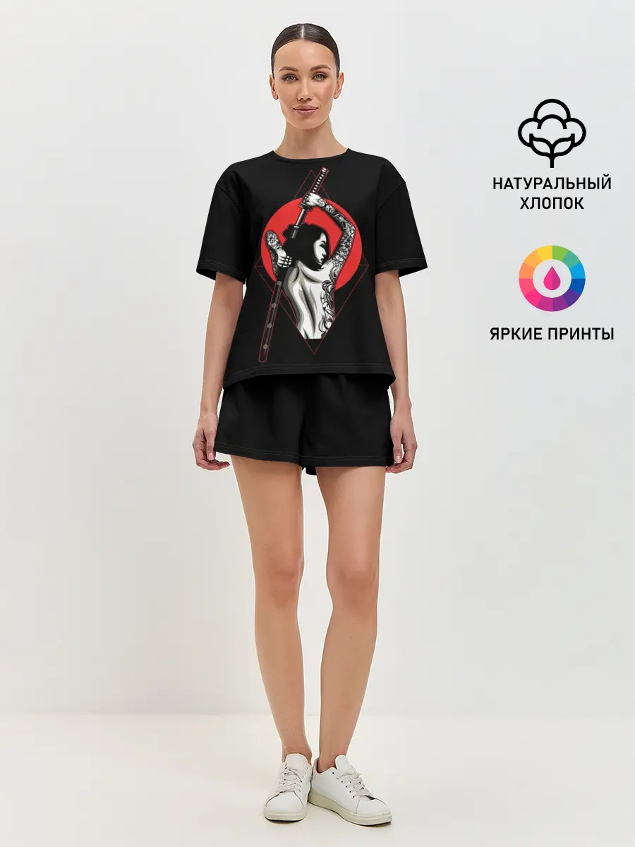 Женская пижама с шортами / Девушка с мечом