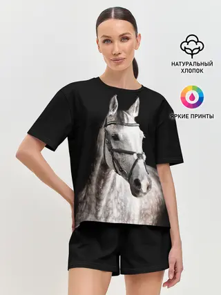 Женская пижама с шортами / Серный в яблоках конь