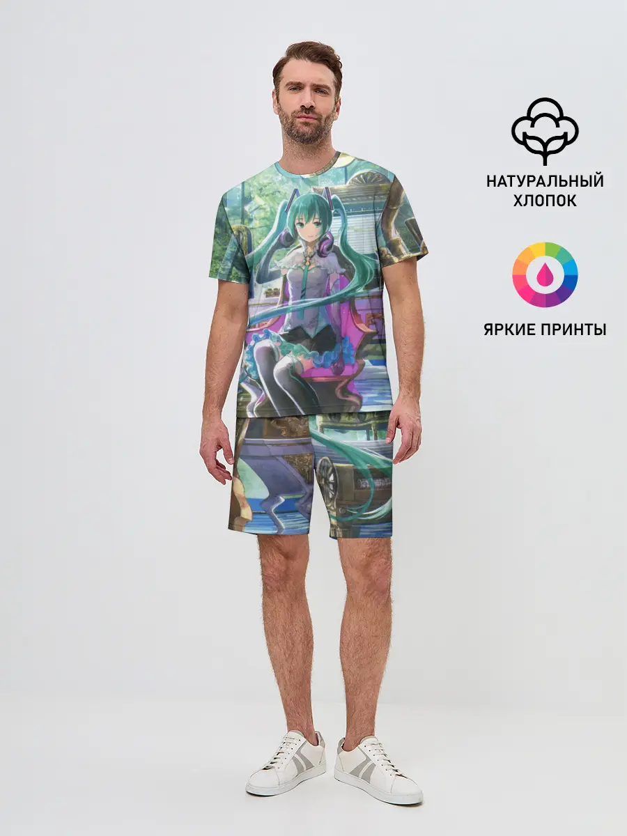 Мужской костюм с шортами / Мика Хацуне за фортепиано