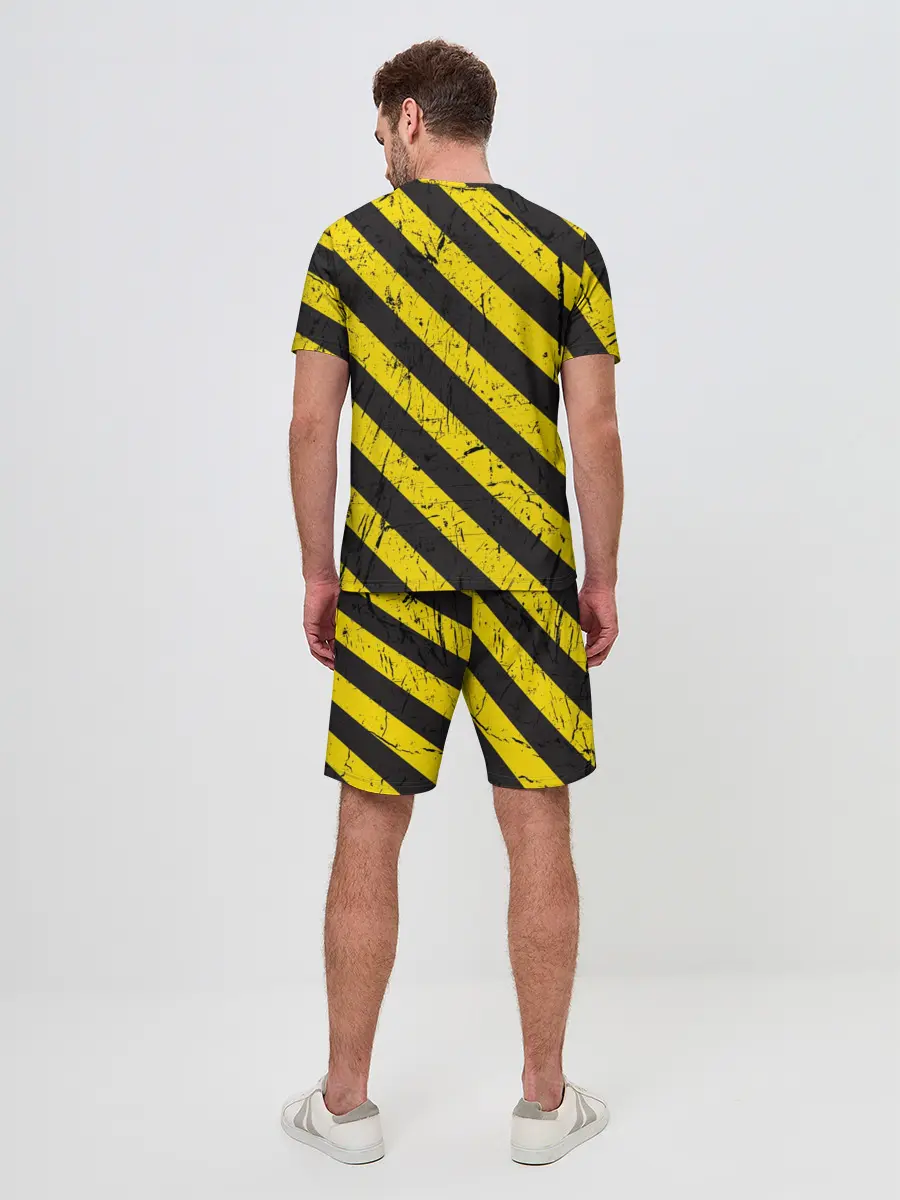 Мужской костюм с шортами / Жесть