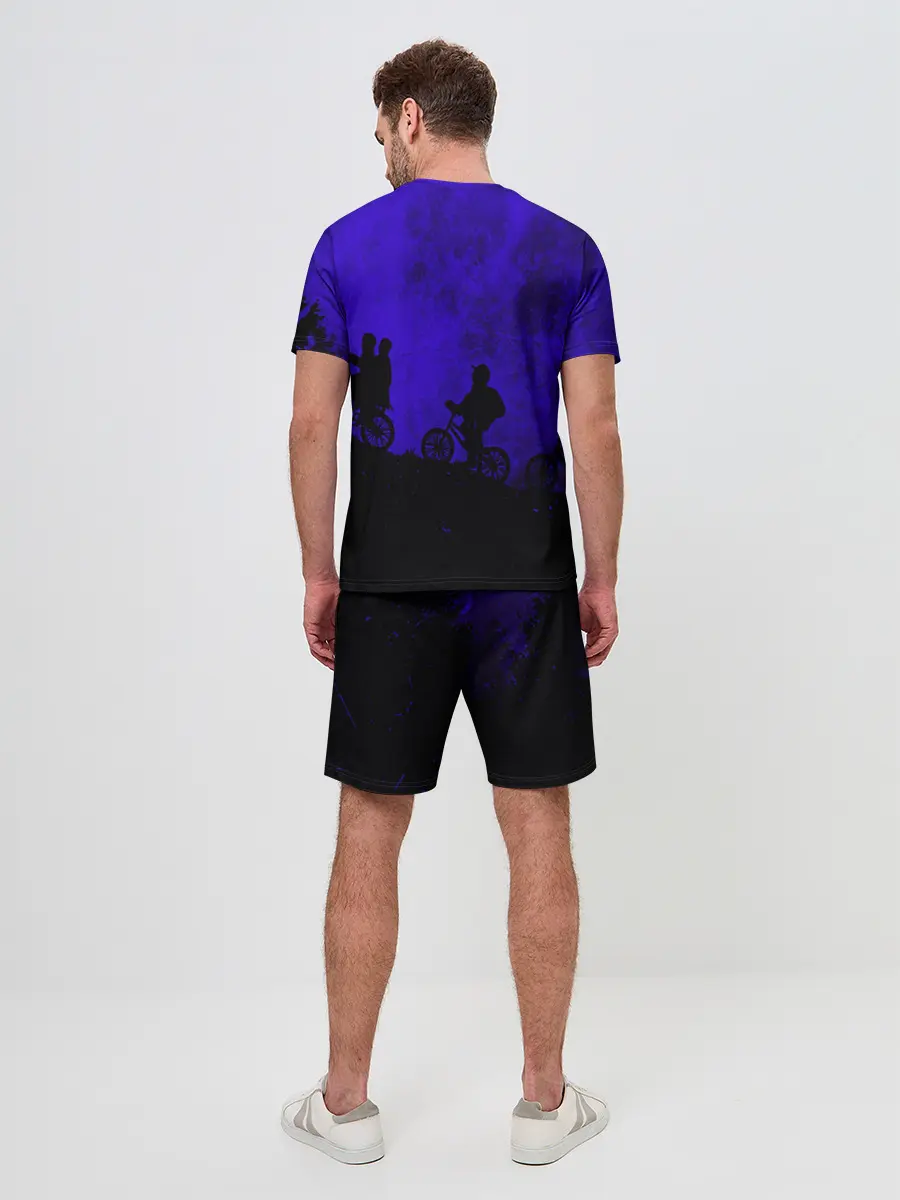 Мужской костюм с шортами / Очень странные дела