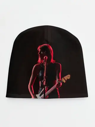 Детская шапка / Тейлор на концерте