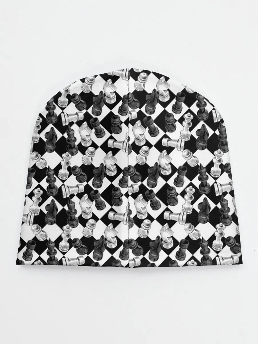 Детская шапка / Шахматы на шахматной доске