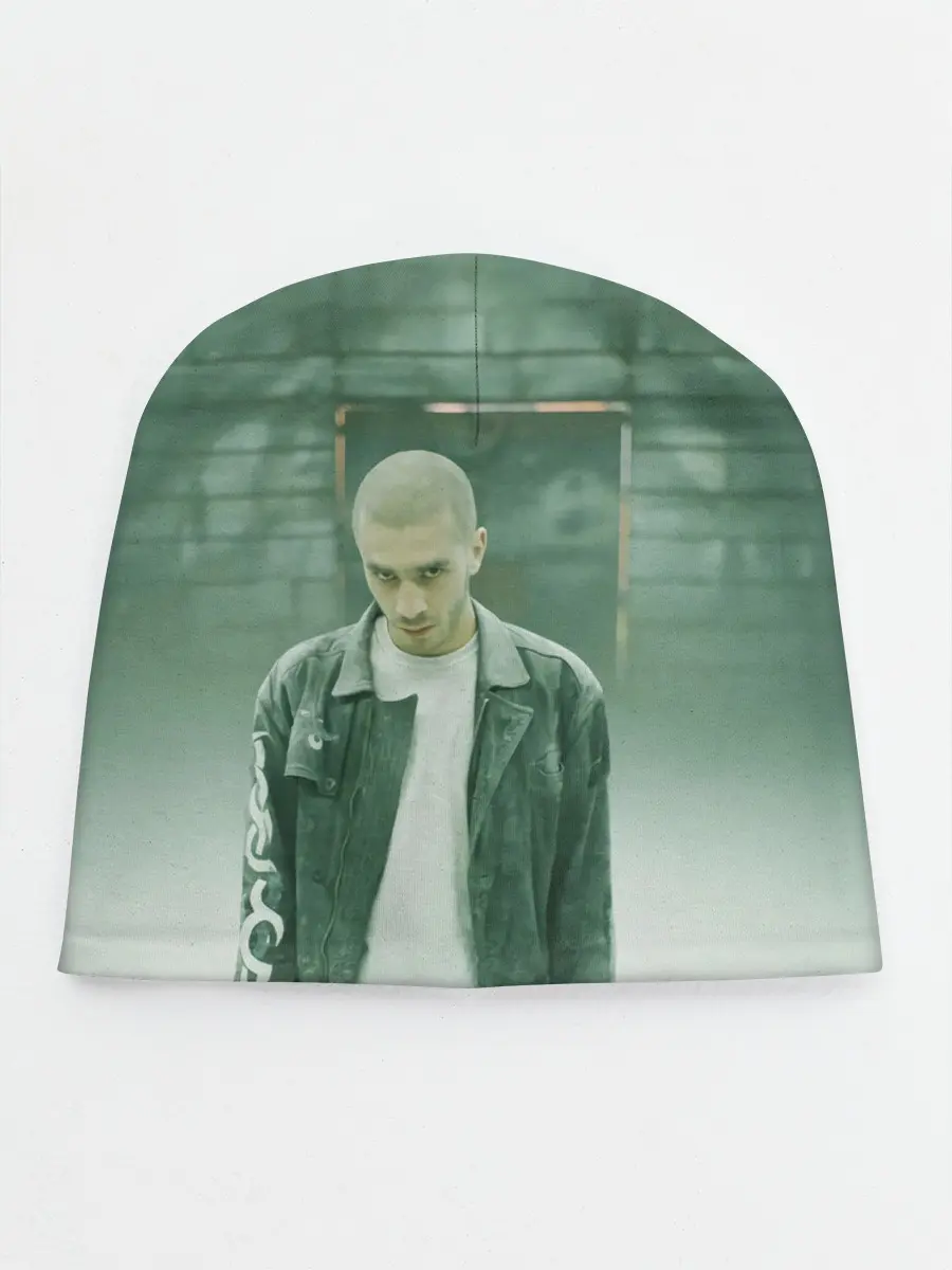 Детская шапка / Хаски в комнате