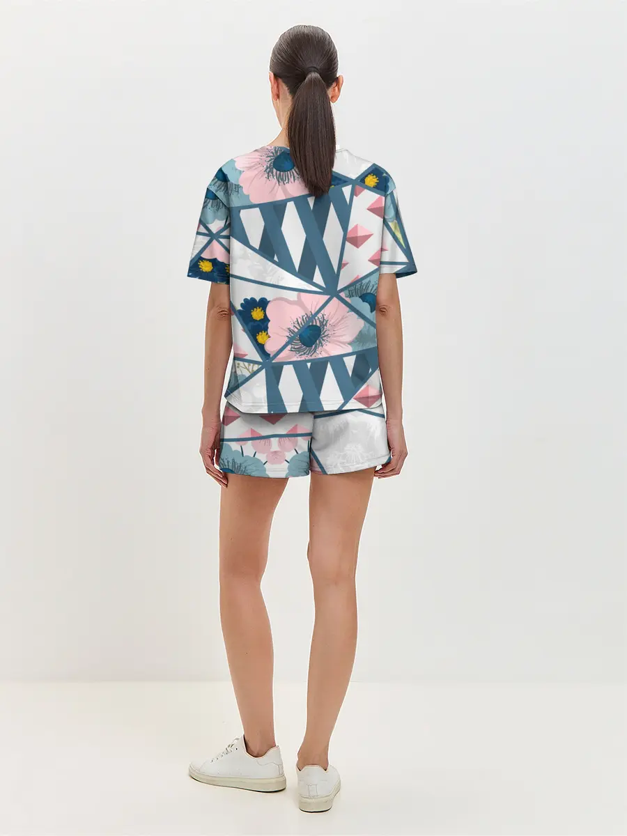 Женская пижама с шортами / Геометрия цветов