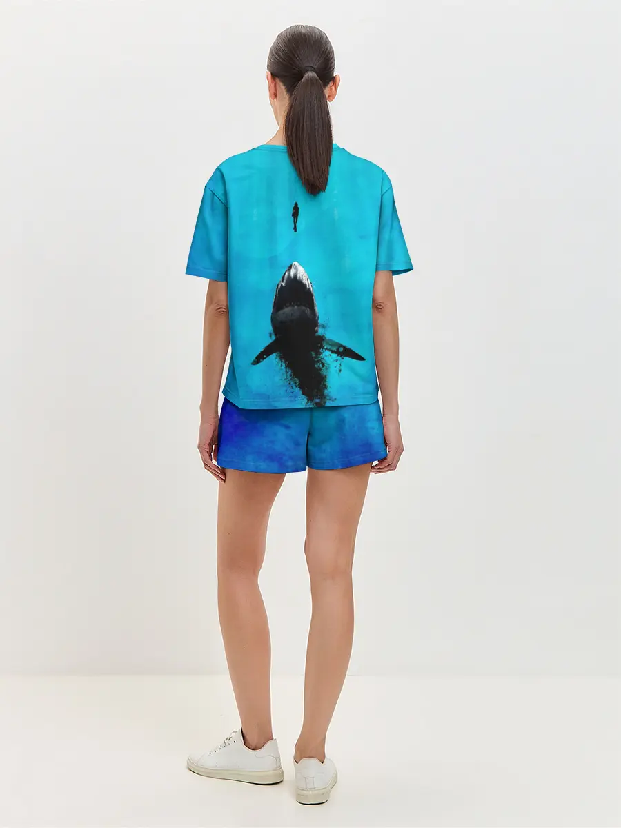 Женская пижама с шортами / Акула на охоте