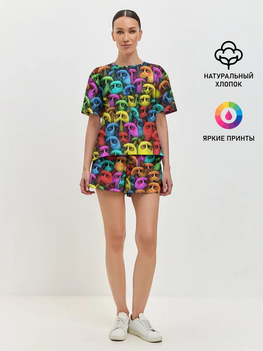 Женская пижама с шортами / Разноцветные сердитые коты