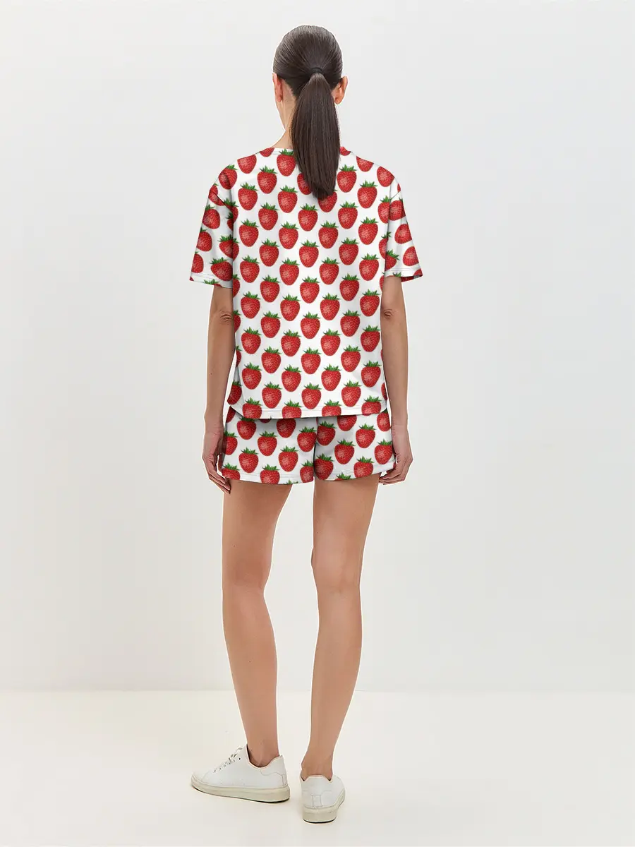 Женская пижама с шортами / Клубника