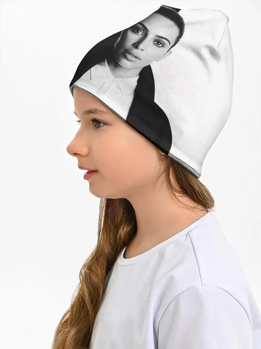 Детская шапка / Ким Кардашьян