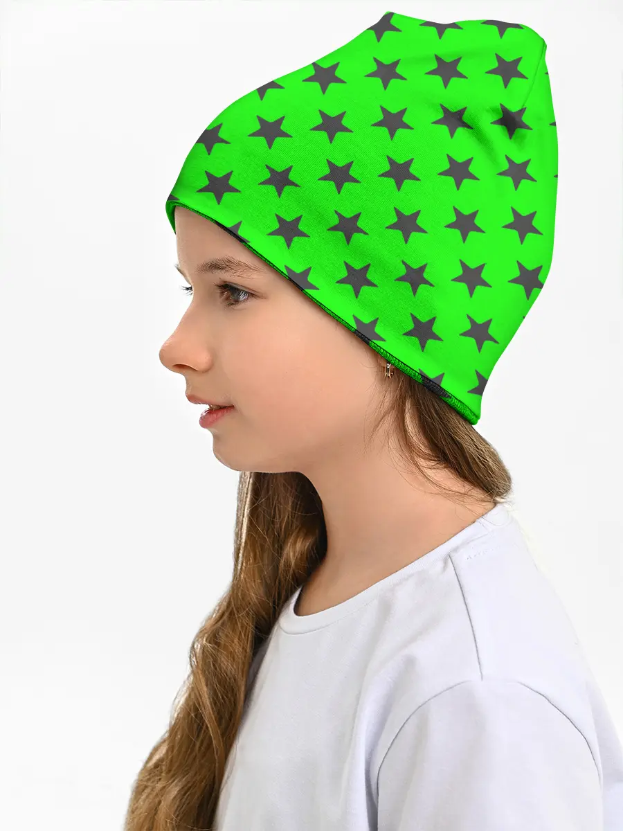 Детская шапка / звездный фон зеленый