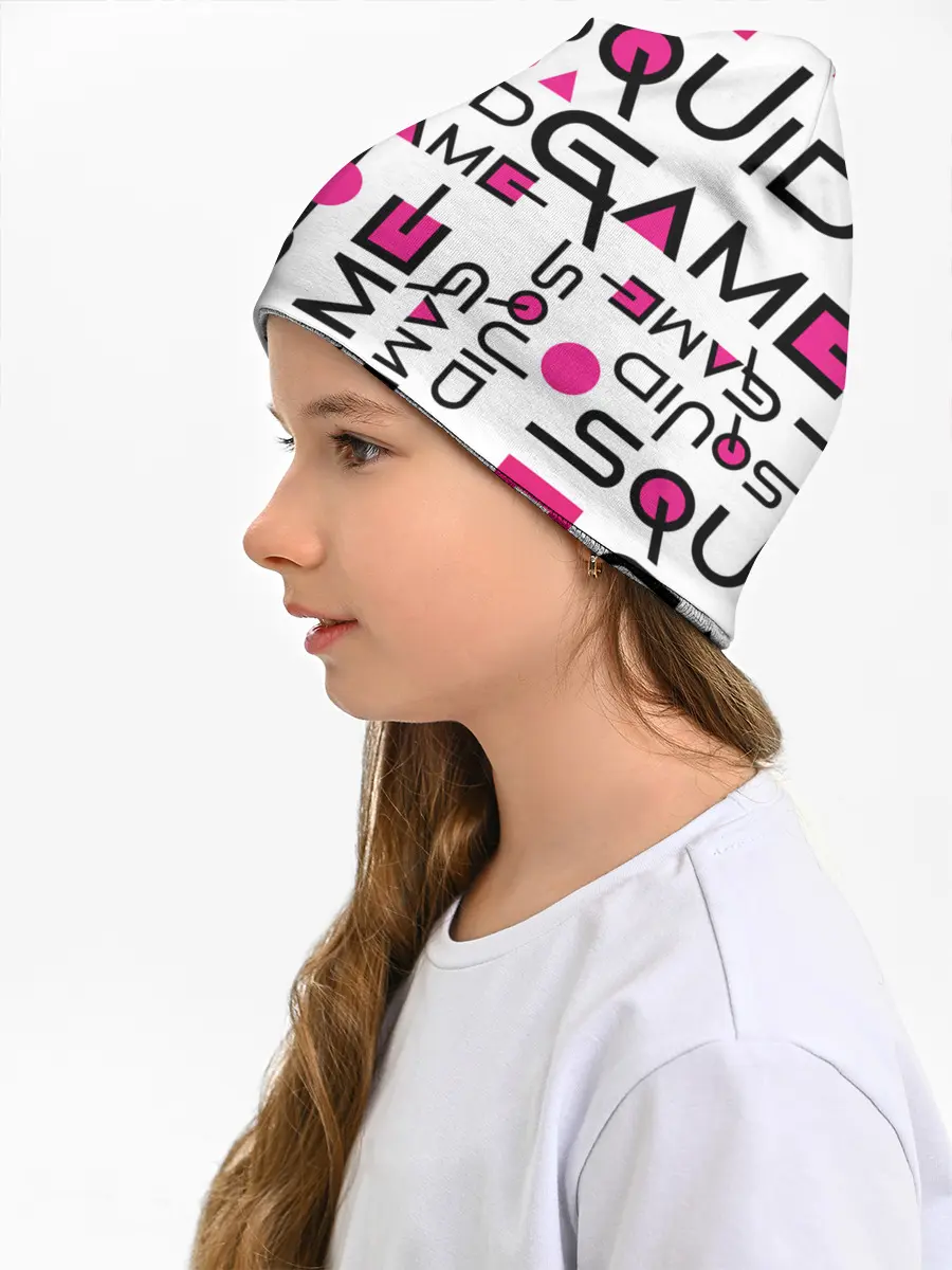 Детская шапка / ИГРА В КАЛЬМАРА / ЧЁРНО БЕЛЫЙ ПАТТЕРН ЛОГО