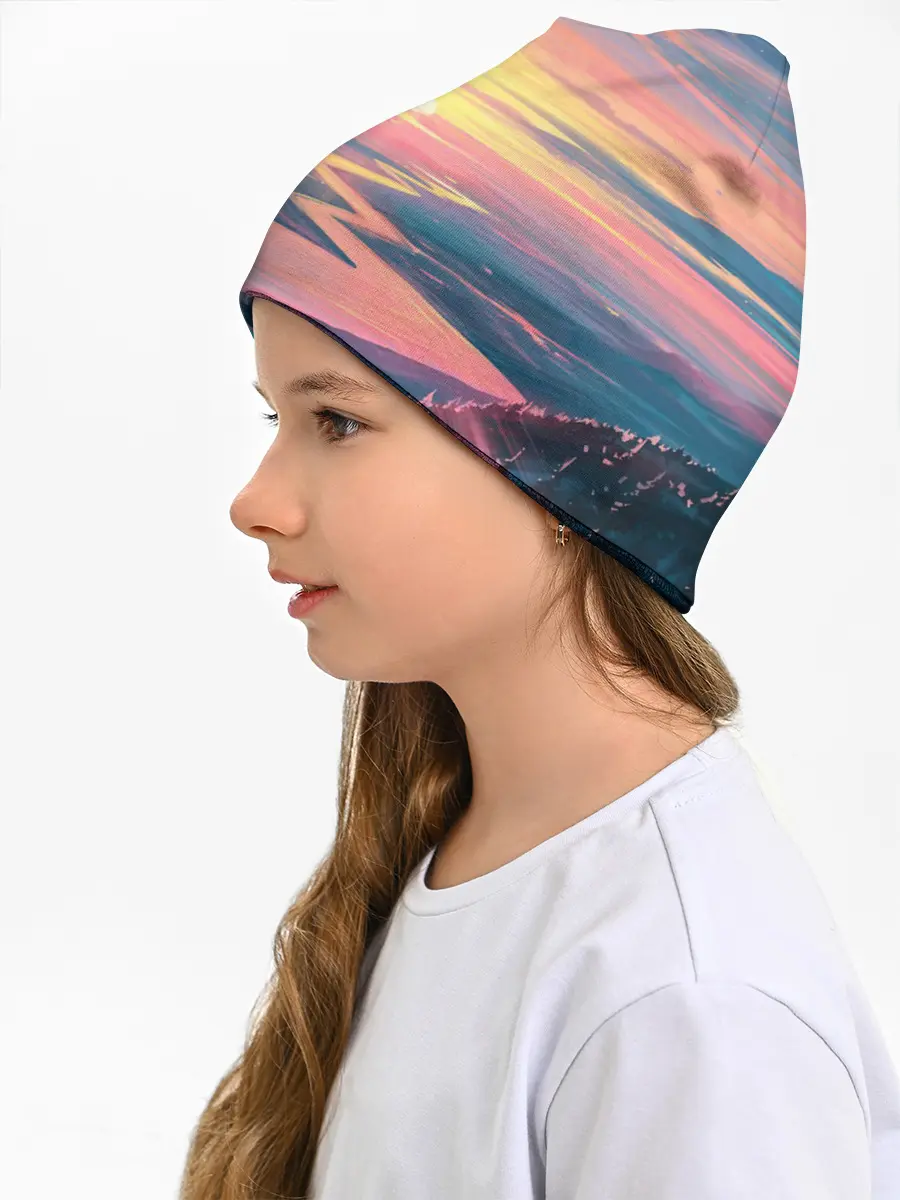 Детская шапка / Извилистая река закат природа