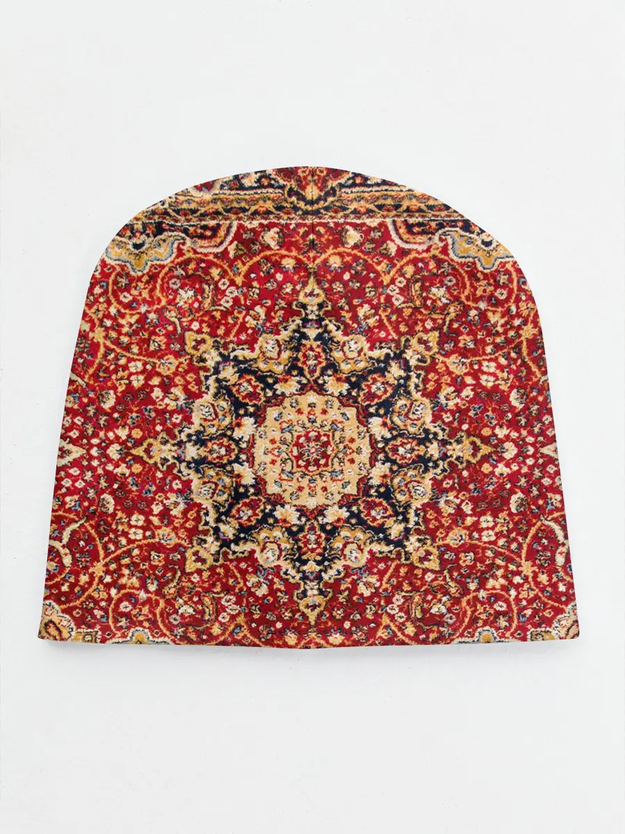 Детская шапка / Ковер на стене