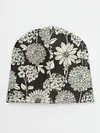 Детская шапка / Белые цветы