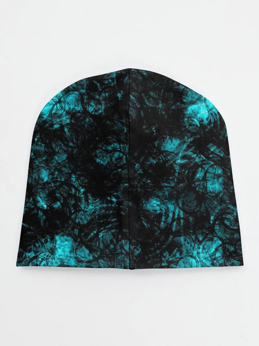 Детская шапка / Кроваво-грязные пятна