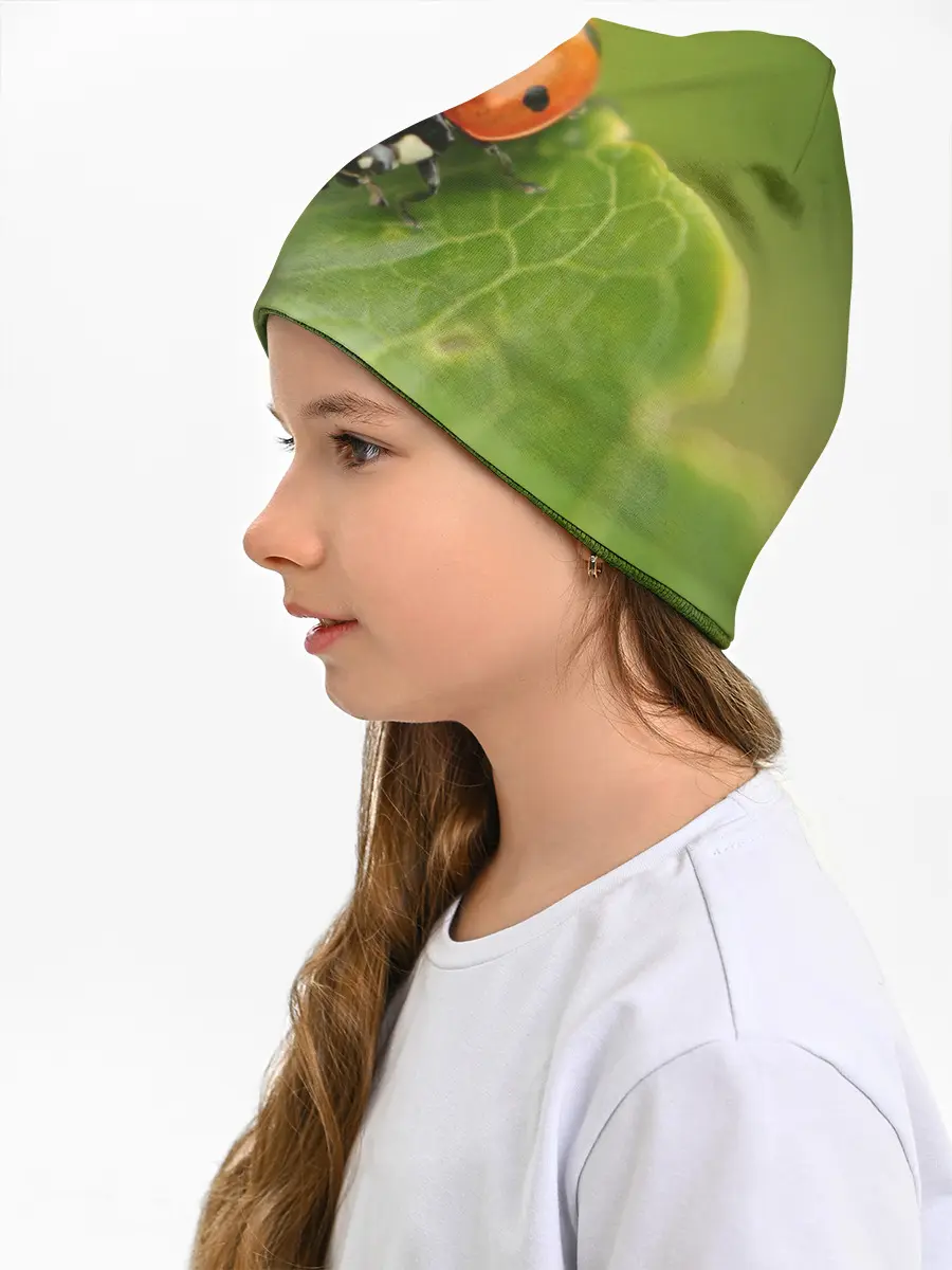 Детская шапка / Божья коровка