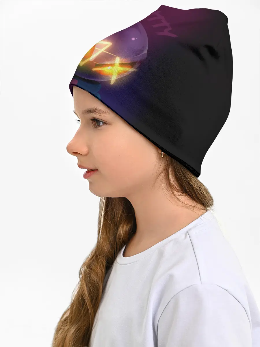 Детская шапка / витти на темном фоне