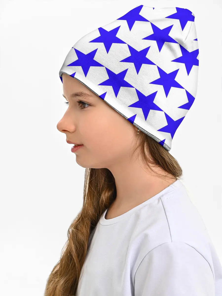 Детская шапка / Синие звёзды на белом фоне