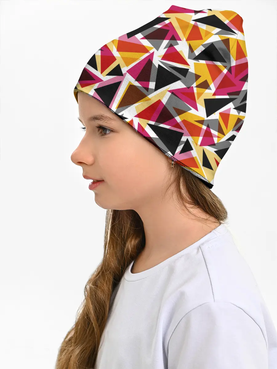 Детская шапка / Разноцветные треугольники