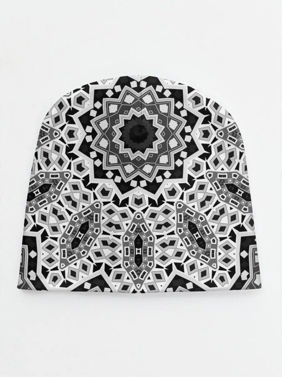 Детская шапка / Черно-белый орнамент
