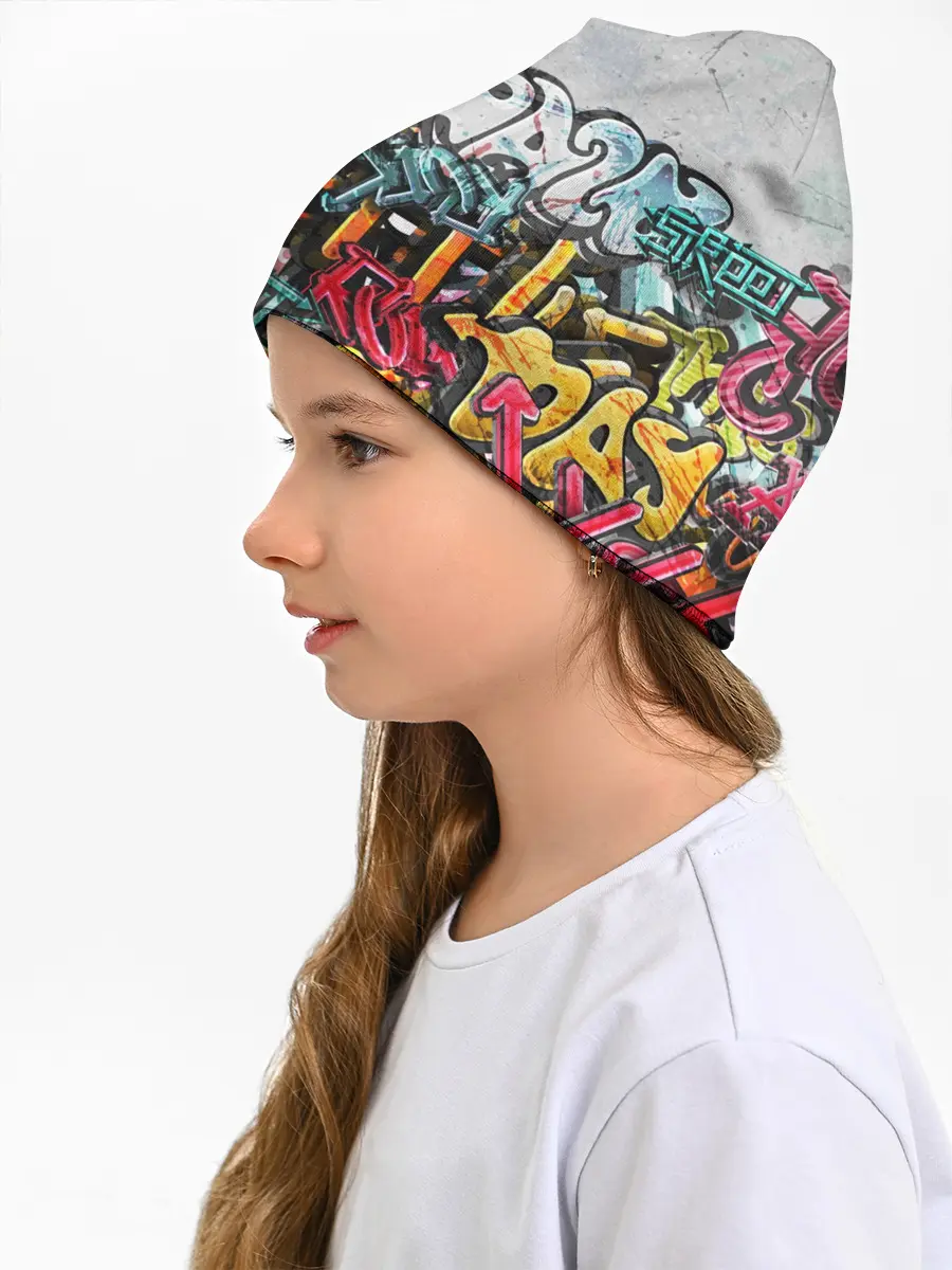 Детская шапка / Graffiti on the wall