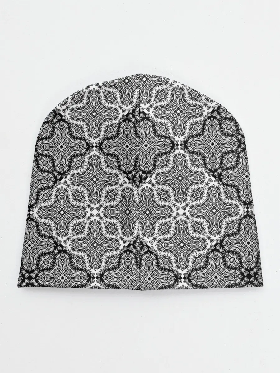 Детская шапка / Черно-белый орнамент
