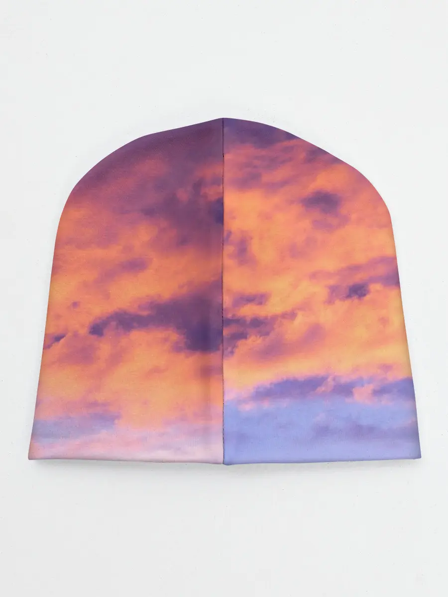 Детская шапка / В небе