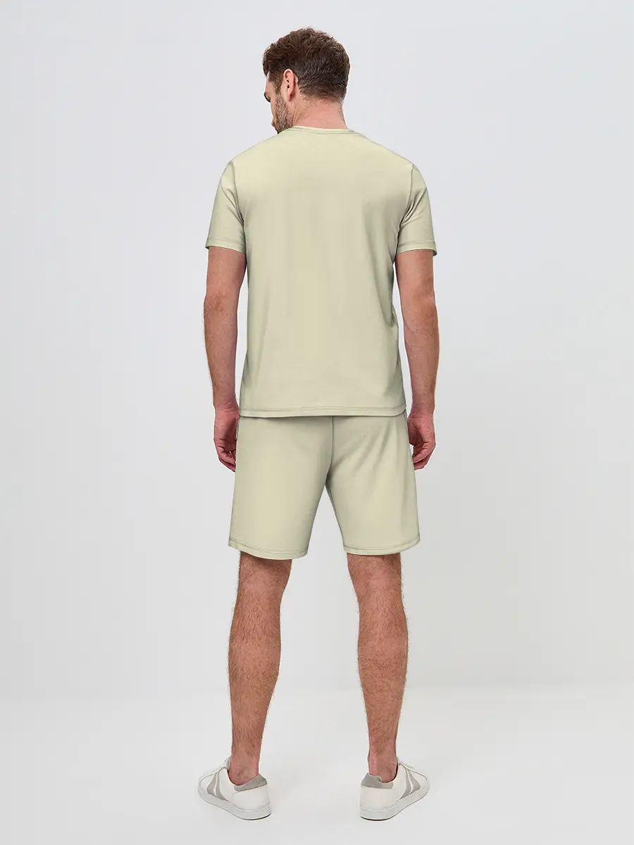 Мужской костюм с шортами / Ход Королевы