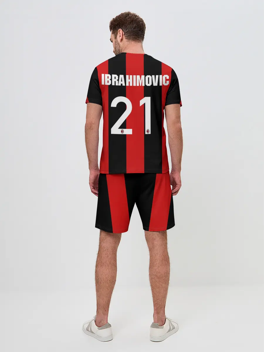 Мужской костюм с шортами / Форма Милан Ибрагимович